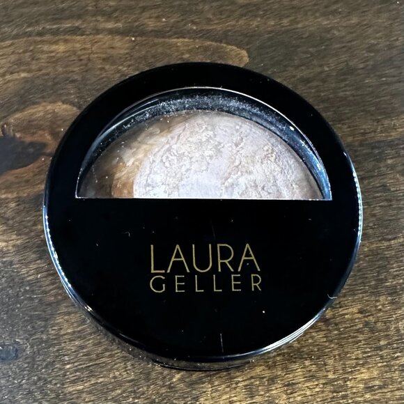 NEW Baked Balance-N-Brighten Color Correcting Foundation - Fair - Picture 1 of 5